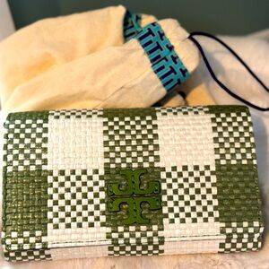 NWT Tory Burch McGraw Wallet Crossbody
